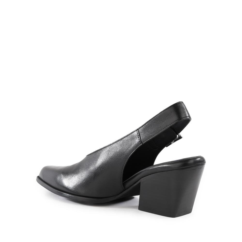 Baby-Faced Heel - Image 7