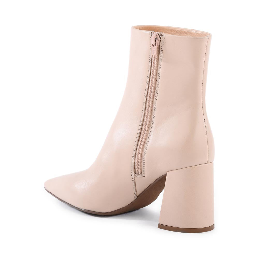 Broken Promises Boot - Image 3